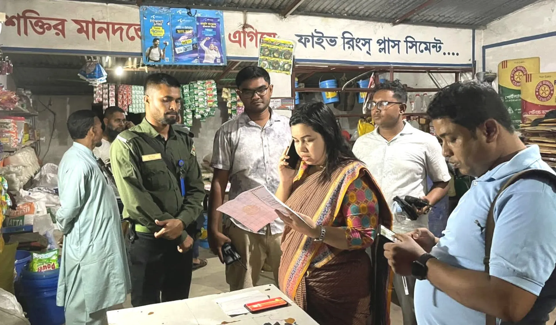 বাবুগঞ্জে প্রশাসনের বিশেষ অভিযানে সাড়ে ৫ হাজার লিটার জ্বালানি তেল জব্দ